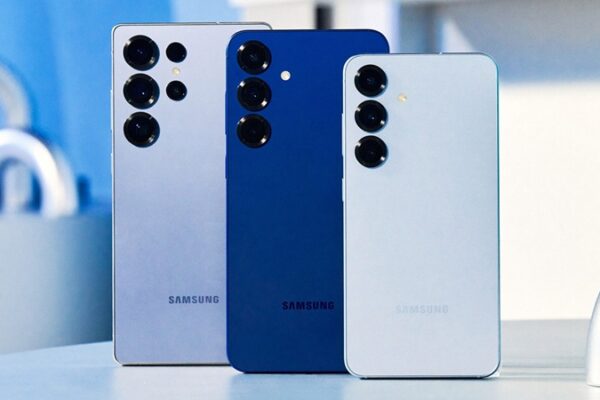 Samsung, Plus Modellerini Kaldırarak Edge Modeline Geçiyor