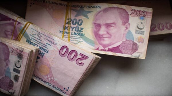 Bankalardan Faizsiz Kredi Hamlesi: 90 Bin TL’ye Kadar Sıfır Faizli Destek