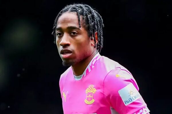 Kyle Walker-Peters Beşiktaş’a İmza Atmak İçin İstanbul’a Geliyor