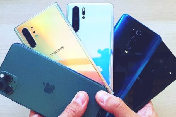 Samsung, Akıllı Telefon Pazarında Liderliği Geri Aldı