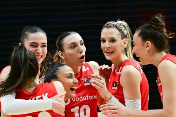 Filenin Sultanları Hollanda Maçı Ne Zaman? İşte, VNL 3. Hafta Programı