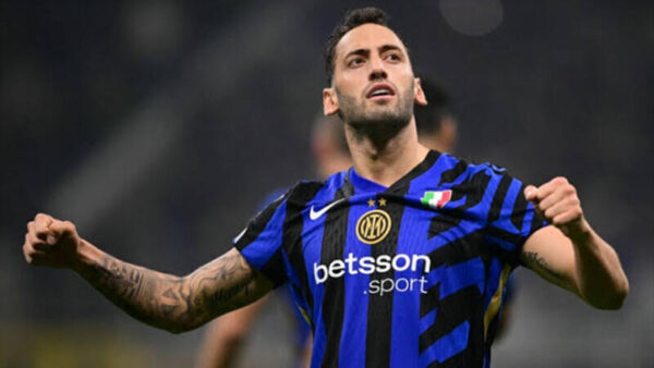 Galatasaray Hakan Çalhanoğlu İçin Inter ile Resmi Temasa Geçti