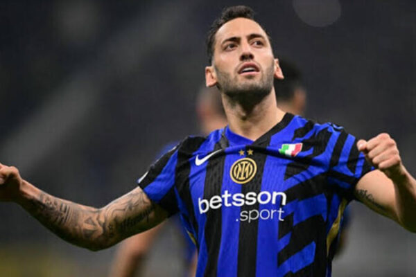Galatasaray Hakan Çalhanoğlu İçin Inter ile Resmi Temasa Geçti