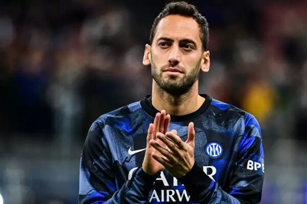 Hakan Çalhanoğlu’ndan Lautaro ve Marotta’ya Cevap