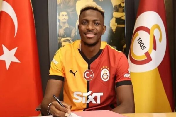 Victor Osimhen’in İmza Töreni Lazio Maçı Öncesi Yapılacak