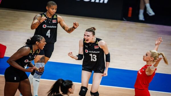 Filenin Sultanları İtalya’ya Tie-Break’te Mağlup Oldu