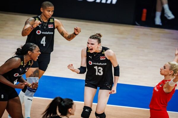 Filenin Sultanları İtalya’ya Tie-Break’te Mağlup Oldu