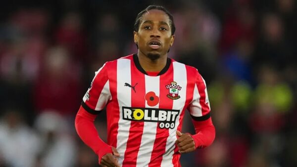 Beşiktaş, Kyle Walker-Peters Transferinden Vazgeçti