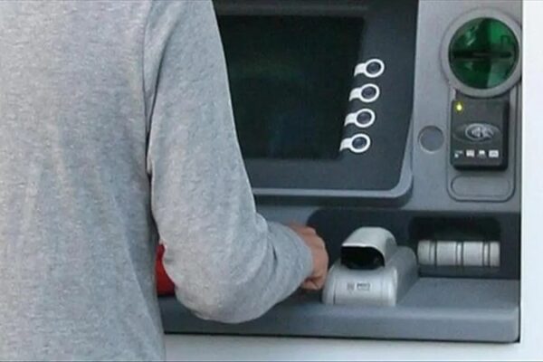 ATM Para Yatırma Limitlerinde Yeni Düzenleme Yapıldı