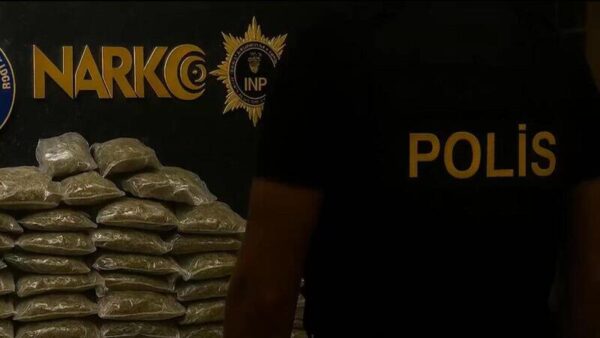 İstanbul’da 75 Kg Skunk Ele Geçirildi: 2 Şüpheli Yakalandı