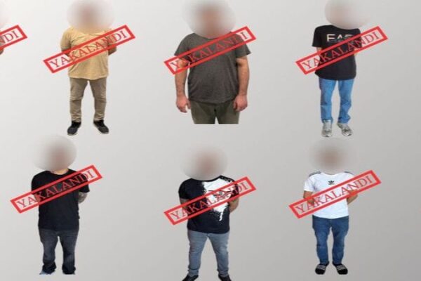 Yurt Dışına Kaçan 10 Suçlu Uluslararası Operasyonla Türkiye’ye Getirildi