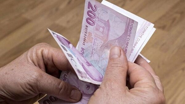 Emekliye Çifte Maaş, Esnafa Erken Emeklilik Maddelerini İçeren Yeni Torba Yasa Gündemde