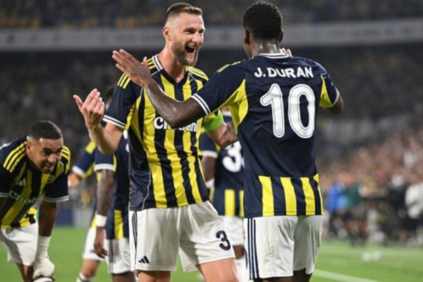 Fenerbahçe-Benfica Maçı Şifresiz Yayınlanacak