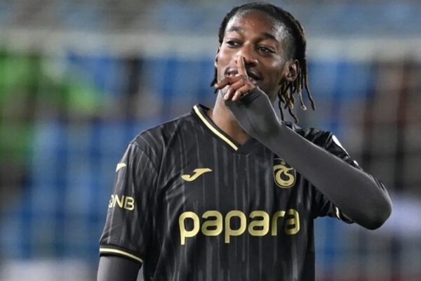 Trabzonspor’da Muhammed Cham, Slavia Prag’a Kiralandı