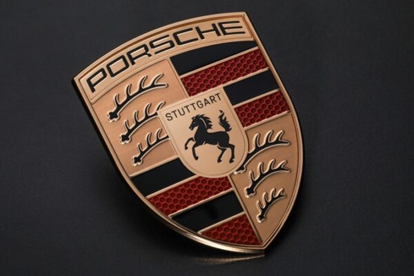 Otomobil Devi Porsche, Savunma Sanayisi Alanına Giriyor