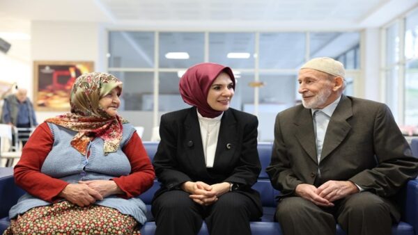 Yaşlı ve Engelli Aylıkları Artışlı Şekilde Hesaplara Aktarılmaya Başlandı
