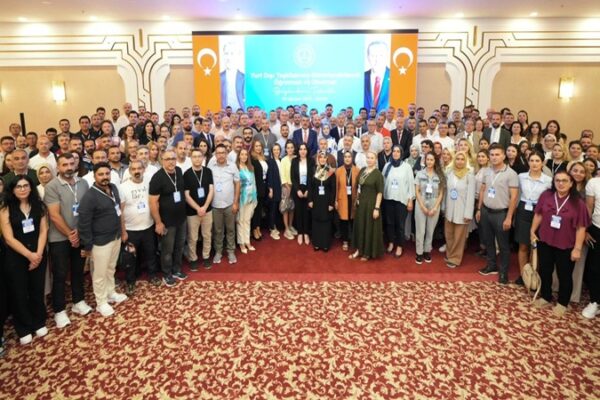 Bakan Tekin, Yurt Dışında Görev Yapacak Öğretmenlerle Bilgilendirme Toplantısında Buluştu