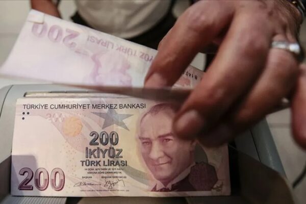 Emeklilere Çifte Promosyon Fırsatı: Bankalar Arasında Rekabet Kızıştı