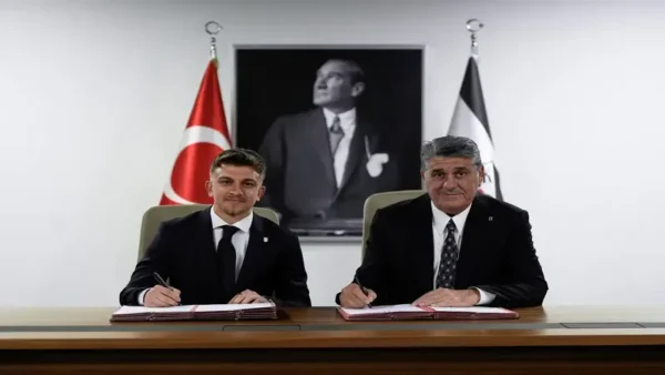 Beşiktaş Rıdvan Yılmaz Transferini Duyurdu