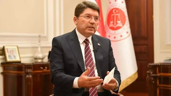 Bakan Tunç: Sahte İmza Operasyonunda 199 Şüpheliye Dava Açıldı