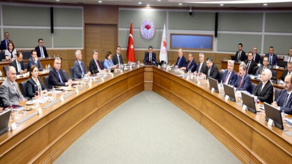 Bakan Yumaklı, Ulusal Su Kurulu Toplantısında Su Yönetimi ve İklim Değişikliği Önlemlerini Açıkladı