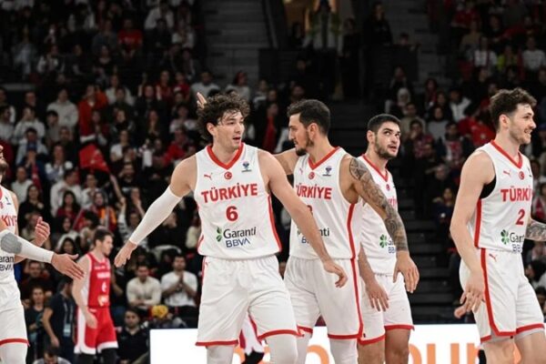 Türkiye EuroBasket 2025’te Yarı Finalde