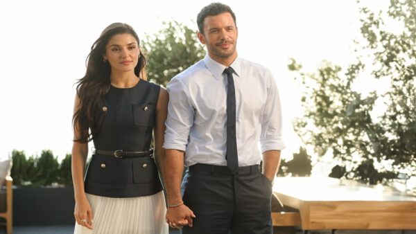 Barış Arduç ve Hande Erçel’li “Aşk ve Gözyaşı” Dizisinin Afişi Yayınlandı
