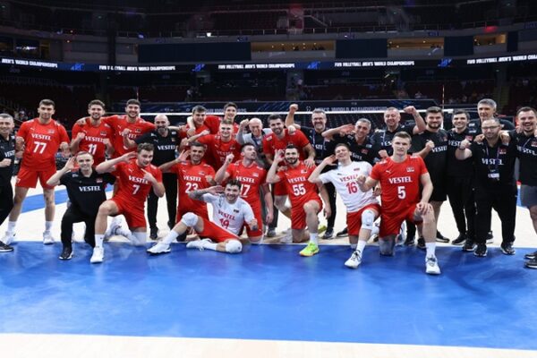 Filenin Efeleri Çeyrek Finalde Polonya ile Karşılaşacak