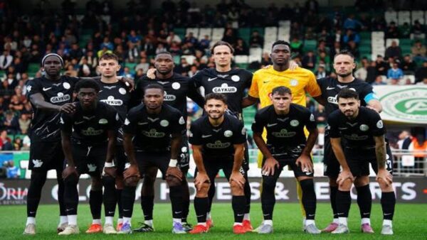 Çaykur Rizespor Evinde Kayıpları Sürdürüyor