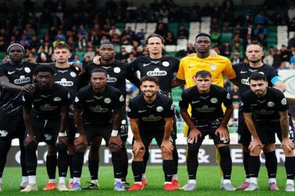 Çaykur Rizespor Evinde Kayıpları Sürdürüyor