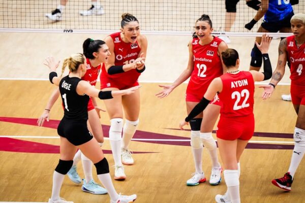 Filenin Sultanları Dünya Şampiyonası Finalinde İtalya ile Karşılaşacak