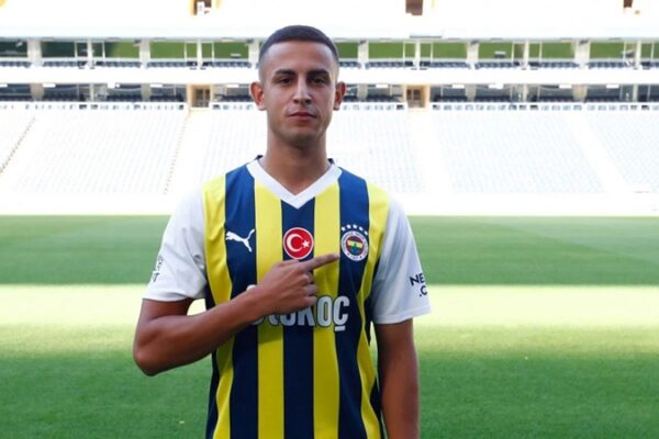 Bartuğ Elmaz, Antalyaspor Maçı Kadrosuna Alınmadı