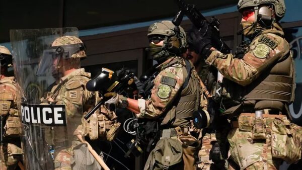 Dallas’ta ICE Ofisine Silahlı Saldırı: Çok Sayıda Ölü ve Yaralı