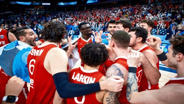 12 Dev Adam EuroBasket 2025 Finalinde Almanya’ya Yenilerek Gümüş Madalya Kazandı