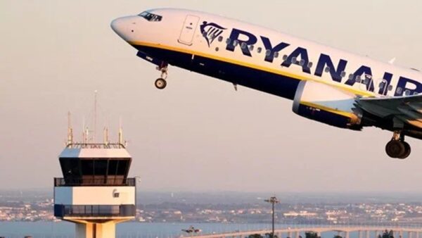 Ryanair Almanya’daki 9 Havalimanından Uçuşlarını Durdurdu