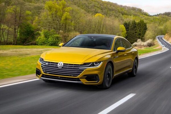 2026 Volkswagen CC Fiyat Listesi ve Özellikleri Belli Oldu