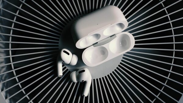 Apple, AirPods’u Neden Sadece Beyaz Üretiyor? İşte Nedeni