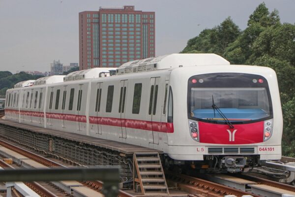 Guangzhou Metrosunda Yeni Dönem: Uluslararası Kartlarla Temassız Ödeme Başladı