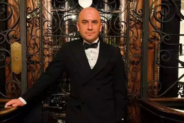 Giray Altınok, “The Traitors Türkiye”nin Sunuculuğunu Yapacak