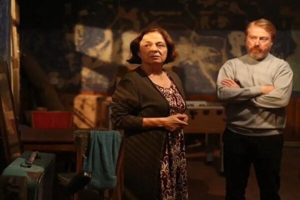 Nihal Koldaş “Abi” Dizisinin Kadrosuna Katıldı
