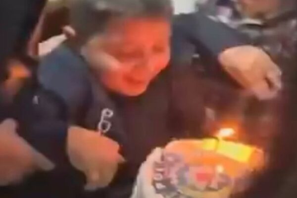 Kayseri Polisinden Küçük Eymen’e Sürpriz Doğum Günü Kutlaması