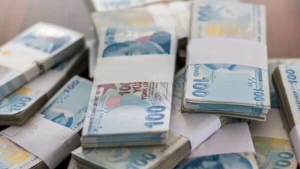 Ocak 2026 Zam Senaryoları Netleşiyor: Memur ve Emekli Maaşlarında Artış Tabloları Ortaya Çıktı
