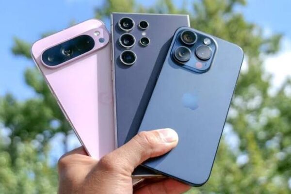 Ekim 2025’in En Güçlü Android Telefonu Açıklandı