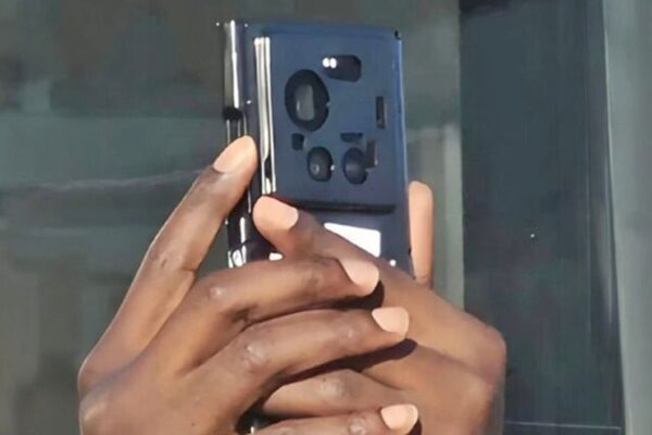 Xiaomi 17 Ultra İlk Kez Görüntülendi: Yeni Kamera Tasarımı Dikkat Çekiyor