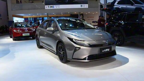2026 Toyota Corolla Çin’de Tanıtıldı: Boyutları Büyüdü, İç Mekân Güncellendi