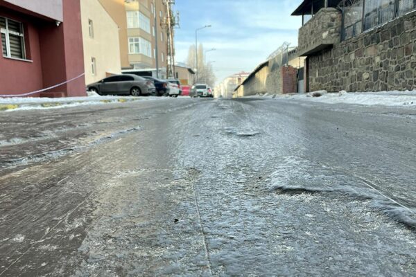 Meteoroloji’den Bugün Buzlanma ve Don Uyarısı!