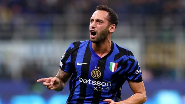 Hakan Çalhanoğlu, Inter ile Yeni Sözleşme Görüşmelerine Başladı
