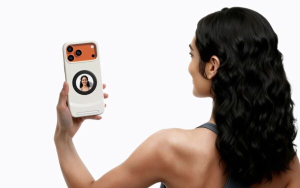 iPhone 17 Pro İçin İkinci Ekran Ve Depolama Sunan Selfix Kılıf Duyuruldu