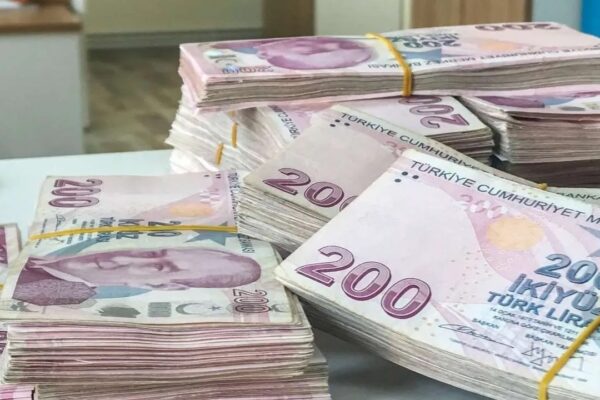 Yılbaşına Kalmadan Maaşlar Zamlandı!
