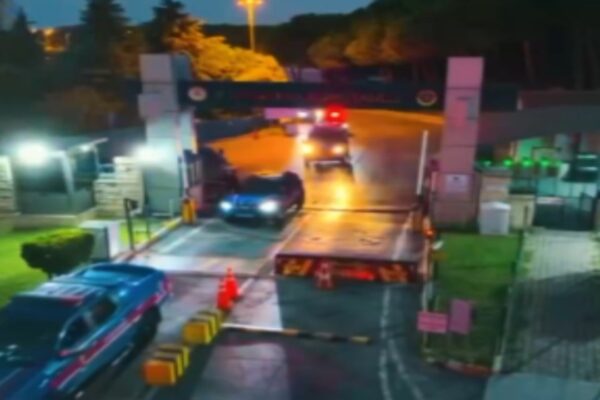 17 İlde Sahte ve Kaçak İçki Operasyonu: 66 Şüpheli Hakkında Adli İşlem
